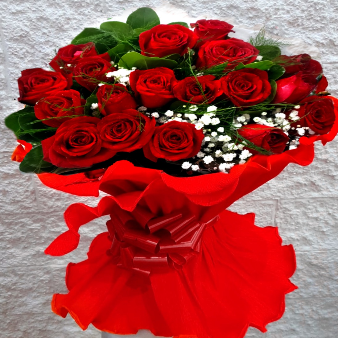 Envio y venta de flores ,rosas, plantas,arreglos florales ,regalos y desayunos a domicilio con delivery gratis en la Ciudad Autonoma de Buenos Aires y con costo de env�o en localidades del Gran Buenos Aires asi como delivery de flores y plantas a trav�s de florerias asociadas en todas las provincias de la Argentina, Buenos Aires, la Pampa, Tucuman, La Rioja, R�o Negro, Entre Rios, Corrientes, Misiones, Neuquen, Chubut, Tierra del Fuego, Santa Cruz, San Luis, Mendoza, Cordoba, Jujuy, Formosa, Santiago del Estero, Salta, Chaco, Catamarca ,San Juan, y ademas realizamos el delivery de flores ,coronas,palmas , plantas y regalos a todas las ciudades de Argentina, Mar del Plata, C�rdoba, Buenos Aires, con cargo en Santa Rosa, La Plata, Bella Vista, Neuquen, Pilar, Paran�, Posadas, Resistencia, Cipolleti y mas de 300 ciudades y localidades en todo el territorio de nuestro pa�s, asi como tambien tenemos la posibilidad de enviar flores a casi todo el mundo en cuestion de horas